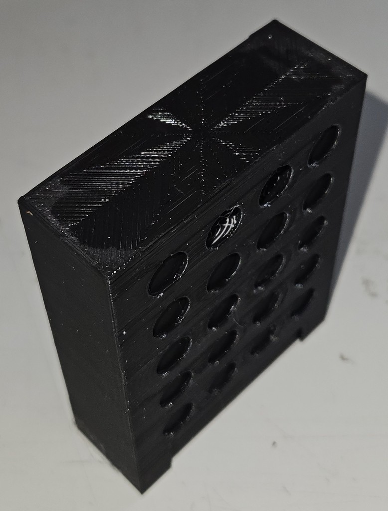 Коробка для игральных карт