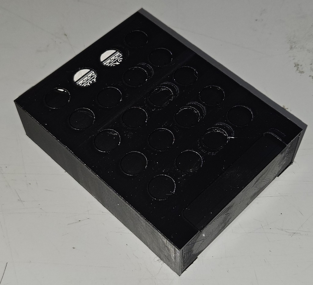 Коробка для игральных карт