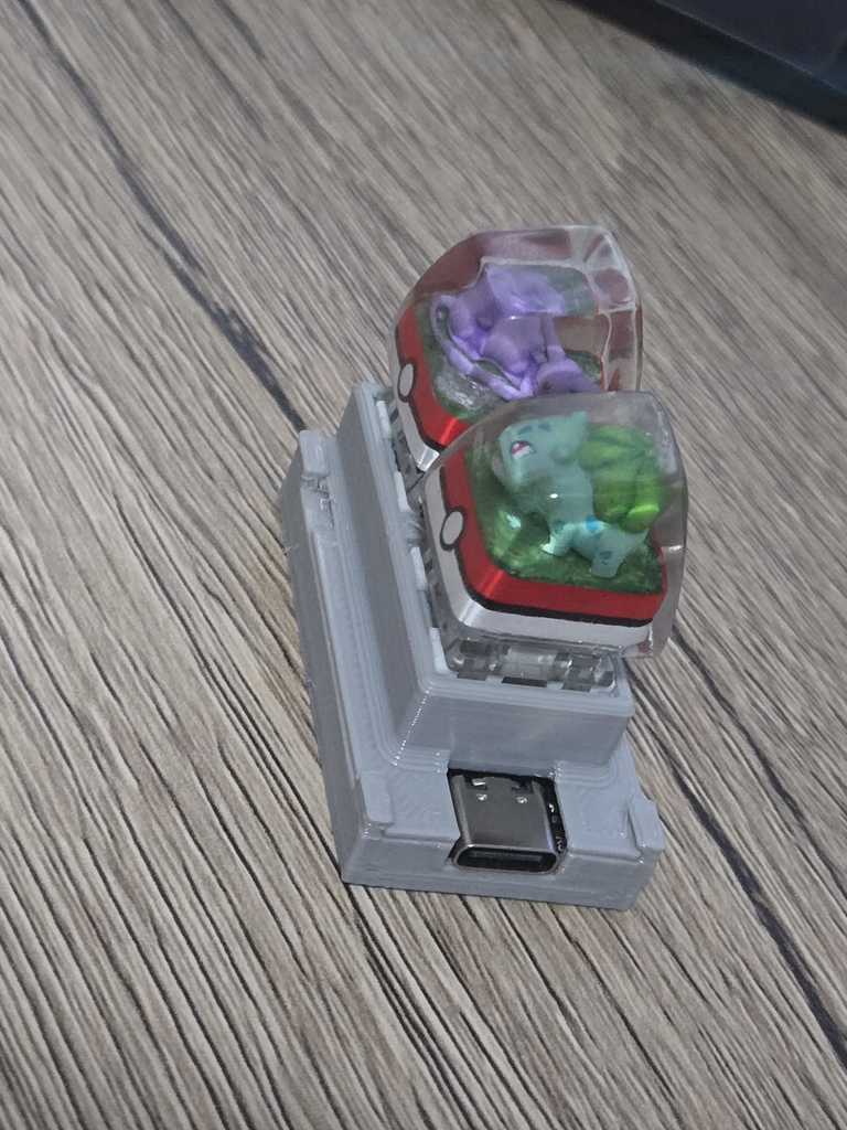 Мини-клавиатура с двумя механическими переключателями