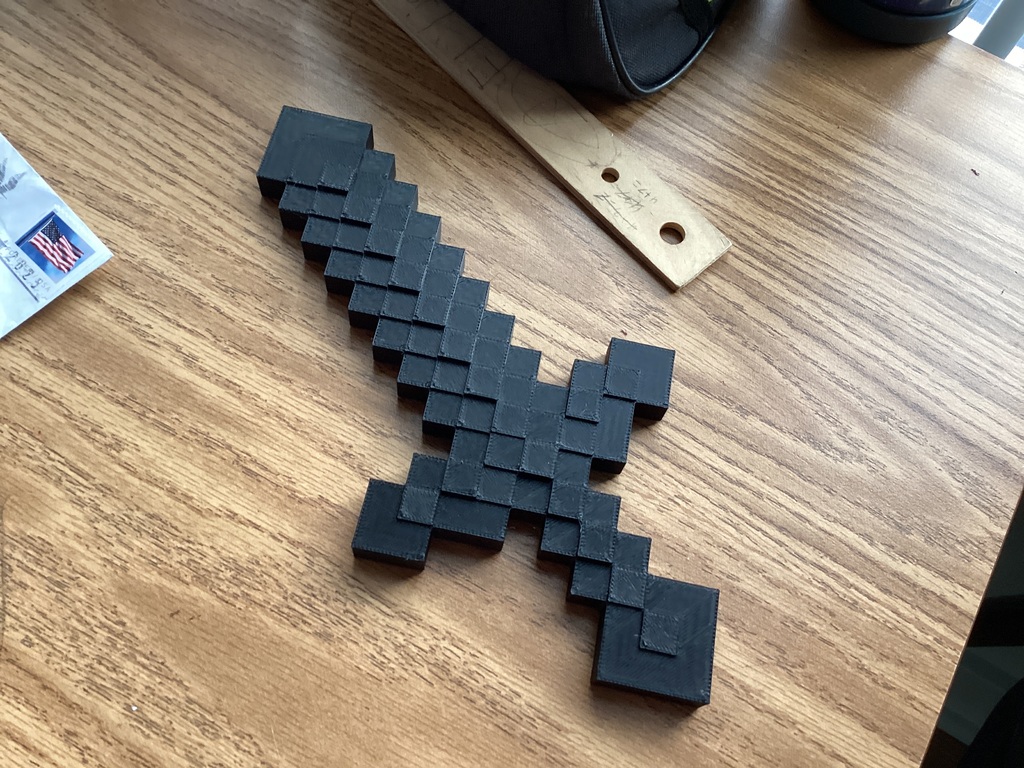 Детализированный меч алмаза из Minecraft