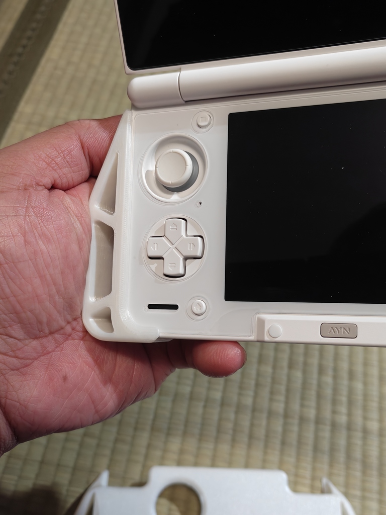 Плоская рукоятка AYN Thor