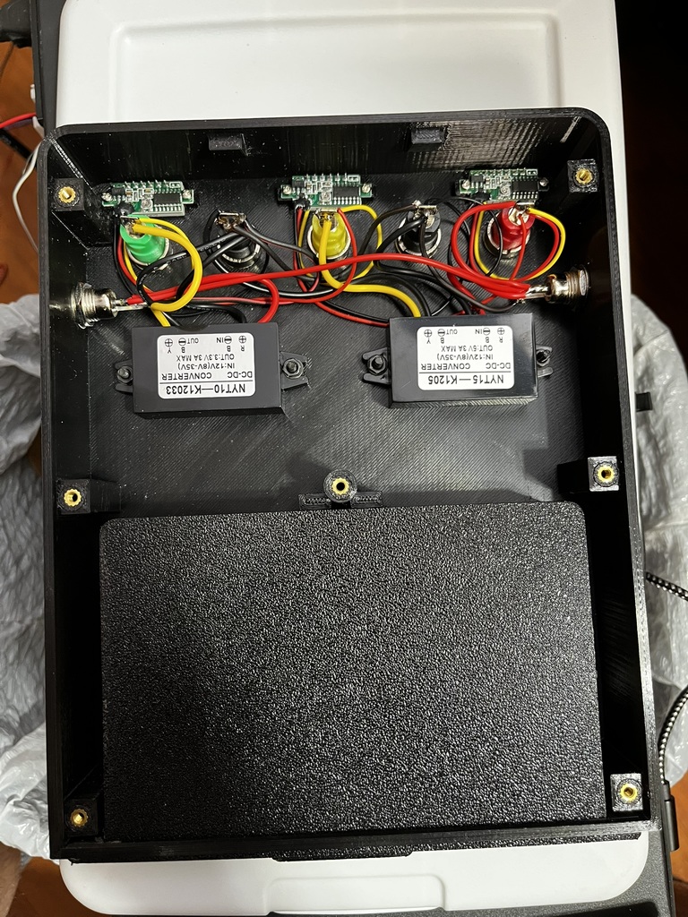 Прототипная плата с интегрированным источником питания