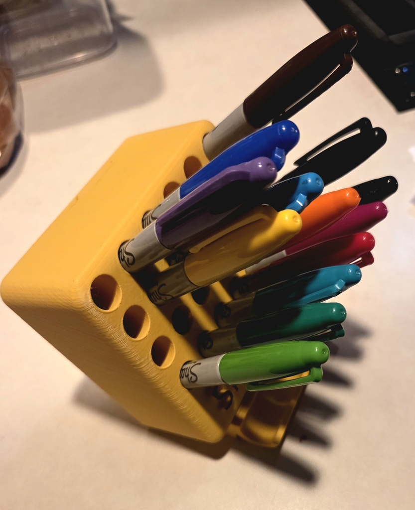 Держатель для 24 обычных маркеров Sharpie