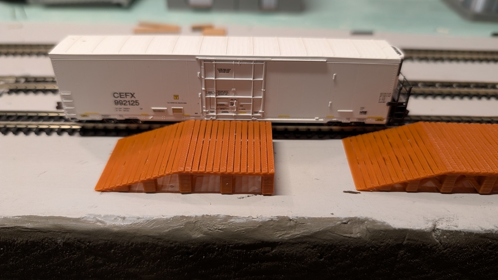 Деревянные грузовые рампы N масштаба