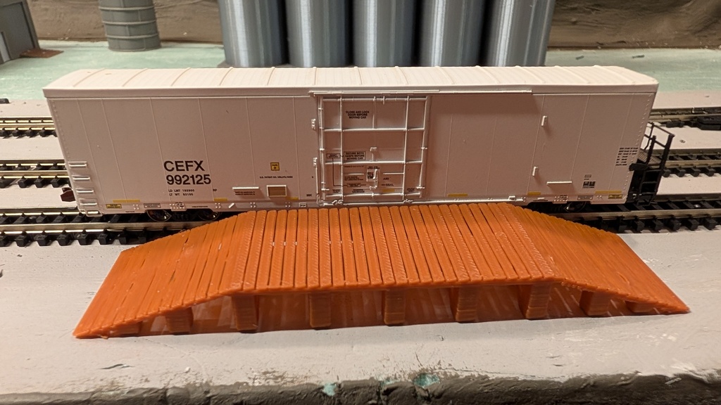 Деревянные грузовые рампы N масштаба