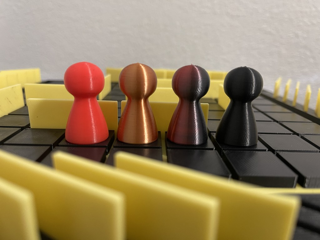 Модель настольной игры Quoridor