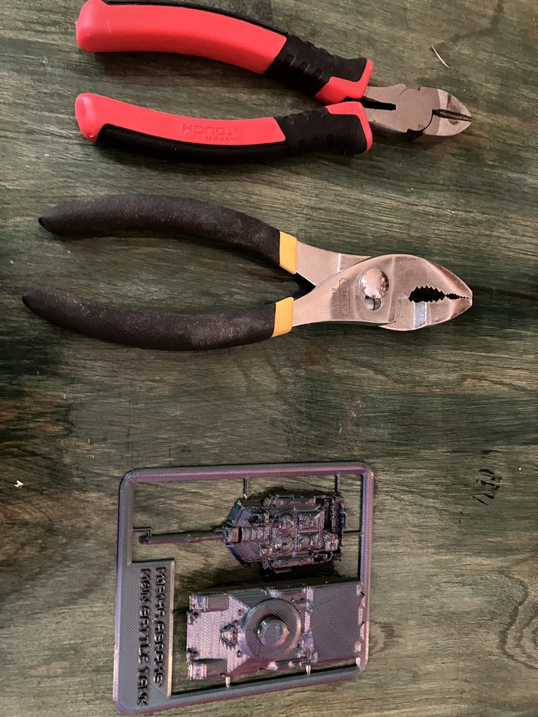 Модель танка M1A1 Abrams без поддержки