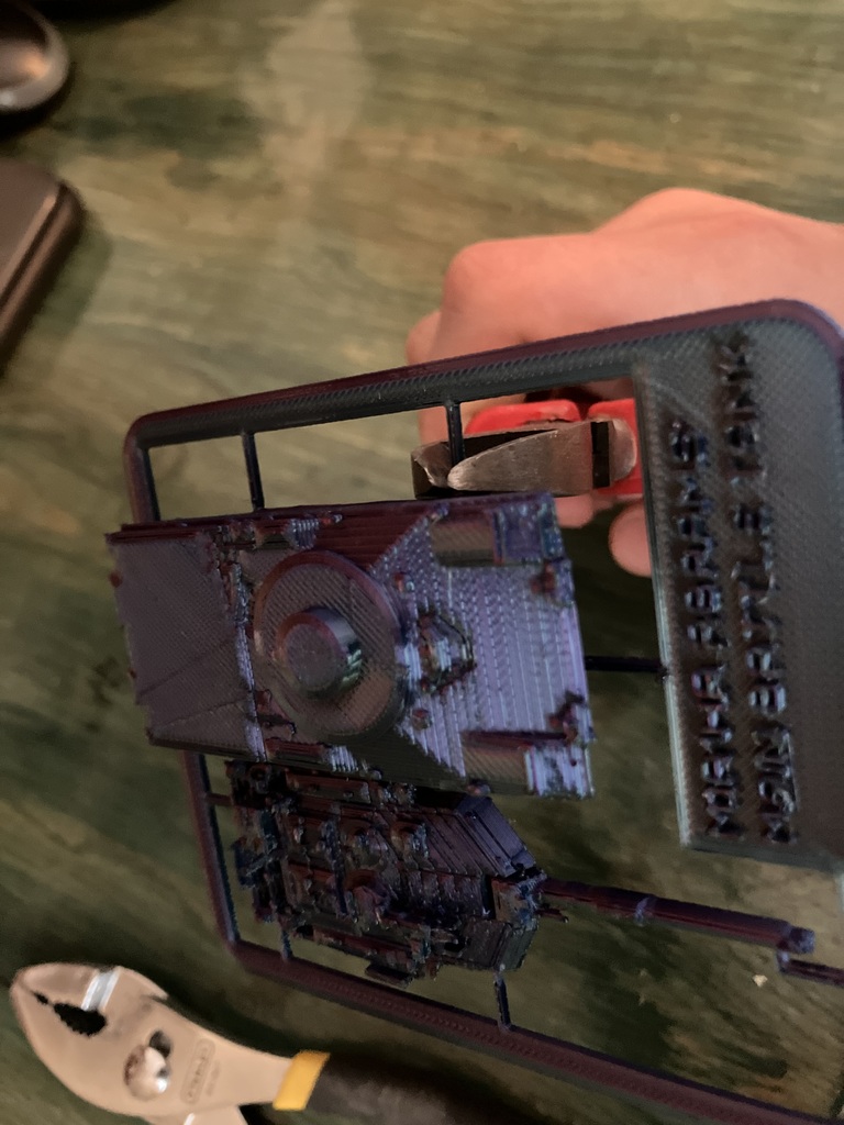 Модель танка M1A1 Abrams без поддержки