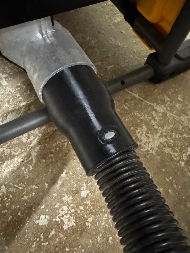 Адаптер для пылесоса Fein к столярной пиле Dewalt