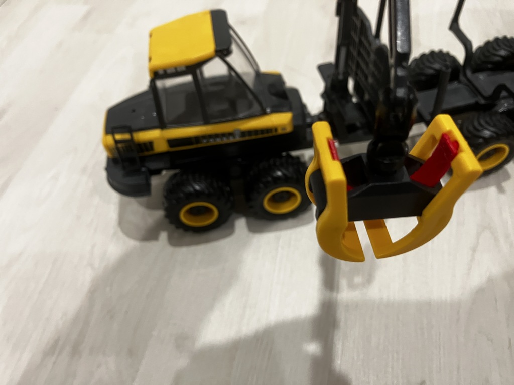 Пружина захвата бревен Bruder Ponsse