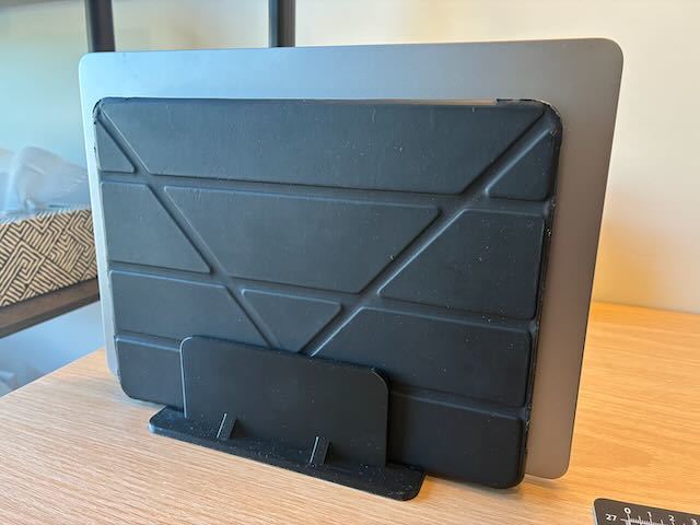 Вертикальная подставка для MacBook и iPad - 2 слота