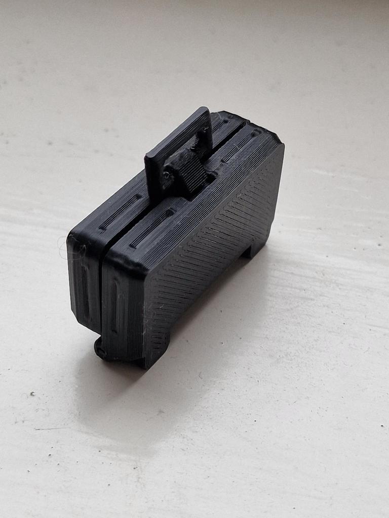 JustInCase: Модель с подвижным соединением для печати