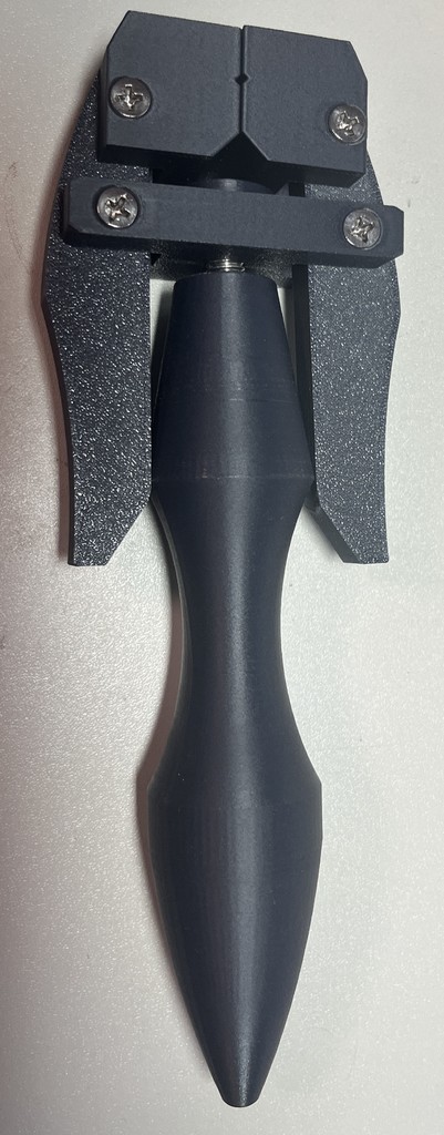 Хэндскрубцок - универсальный зажим для мастерской