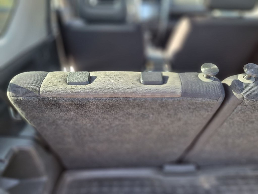 Заглушки подголовника для Suzuki Jimny