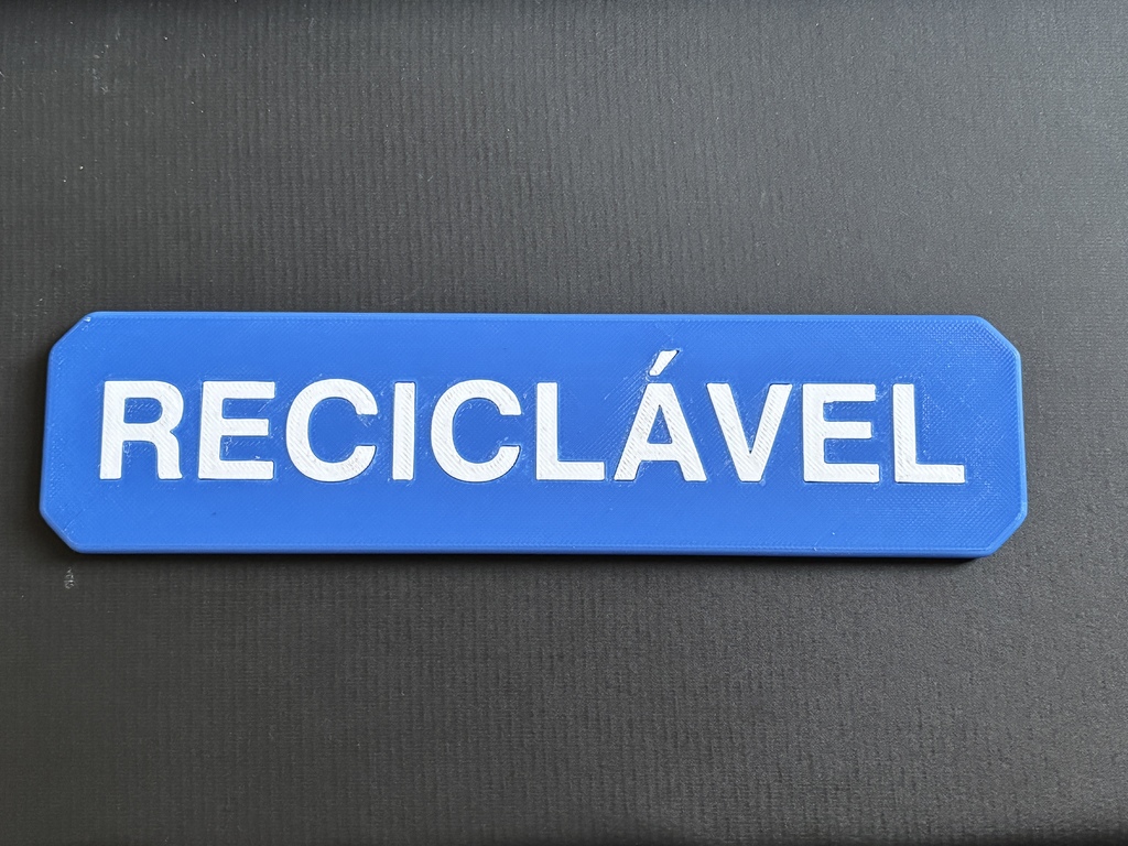 Перерабатываемая этикетка