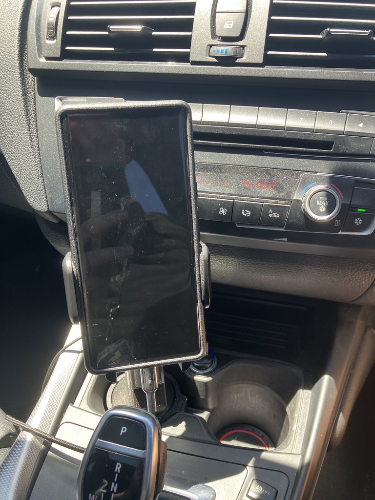 Держатель телефона в подстаканник для BMW F серии 1 и 2