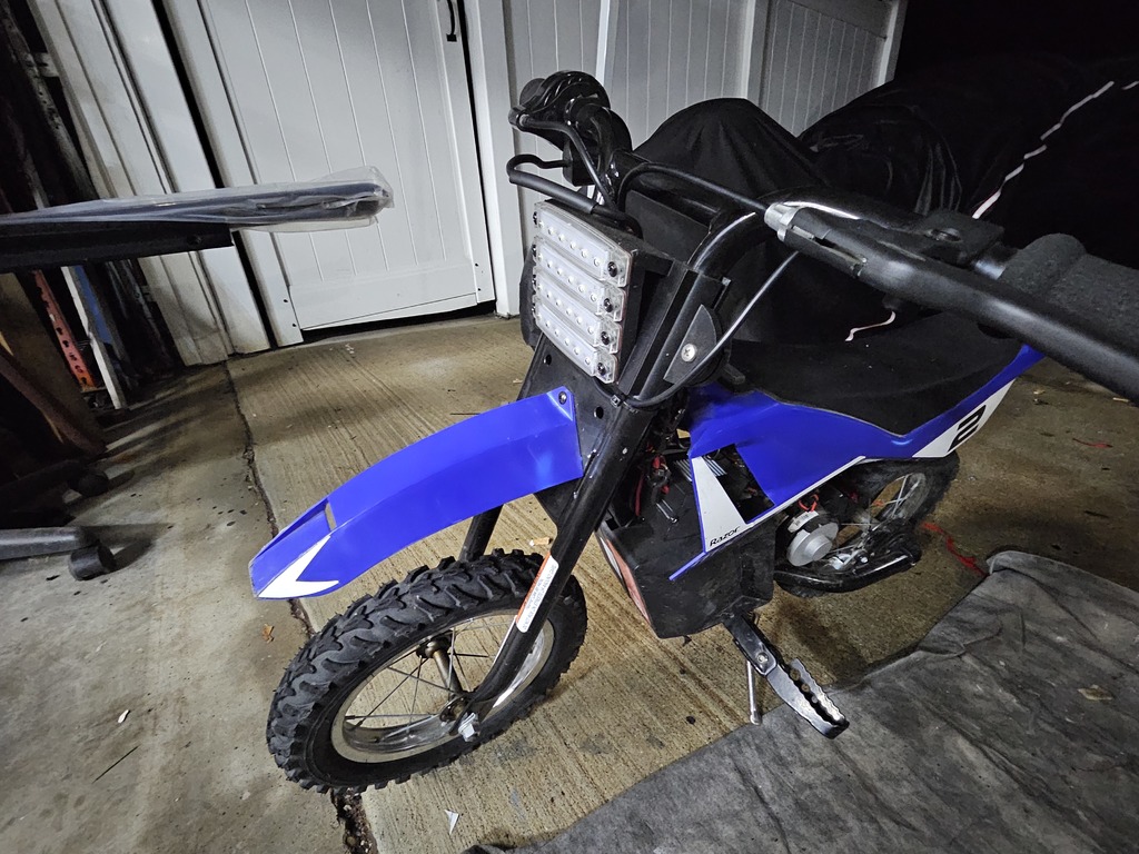 Система освещения и батареи для Razor MX125