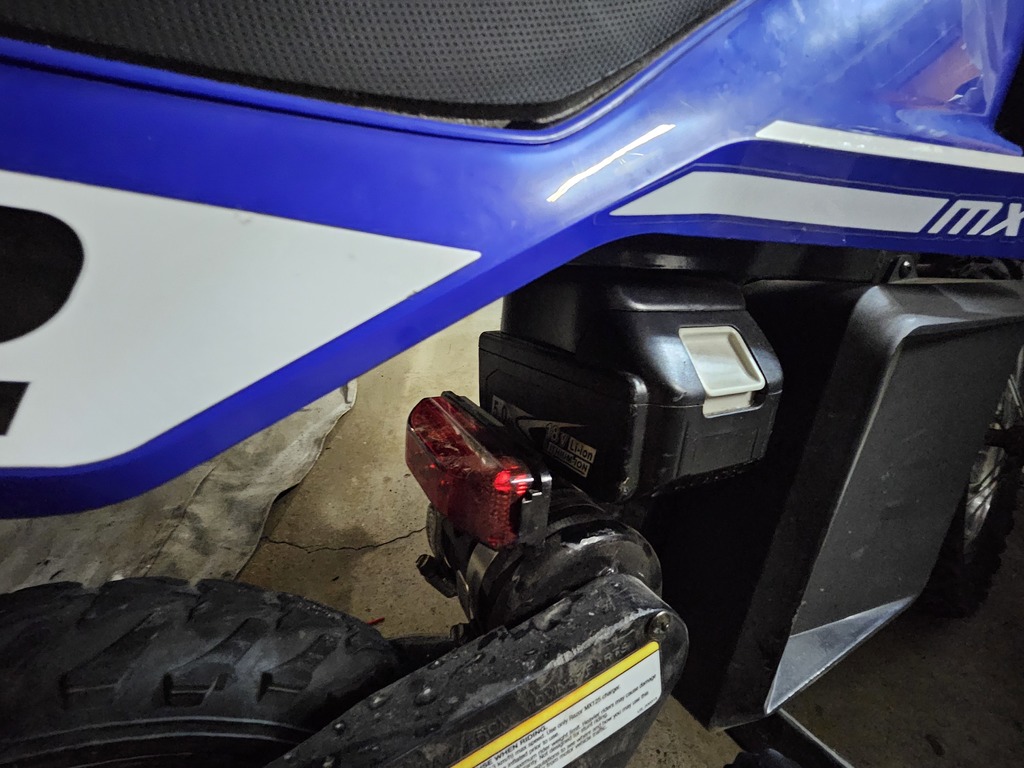 Система освещения и батареи для Razor MX125