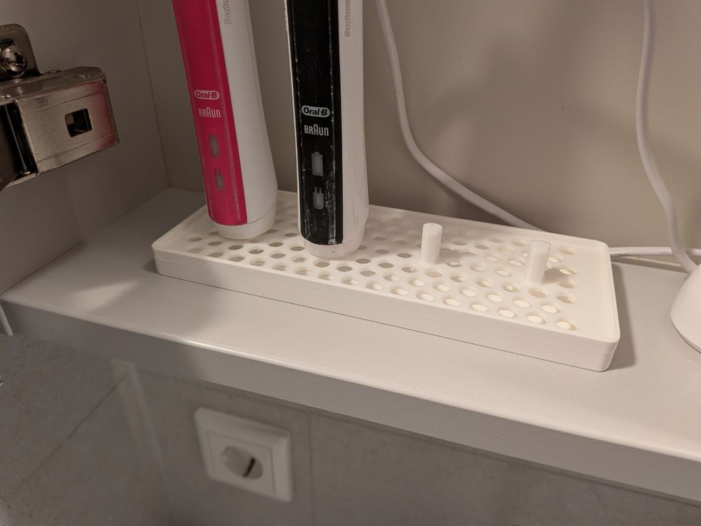 Держатель для зубных щеток Oral-B на 4 шт.