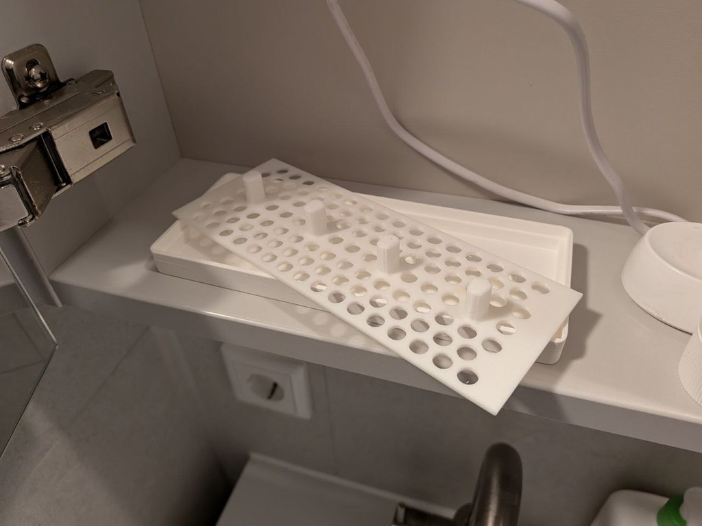 Держатель для зубных щеток Oral-B на 4 шт.