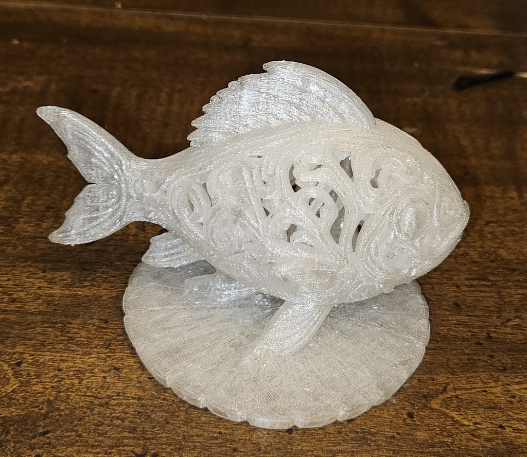 Изысканная модель рыбы