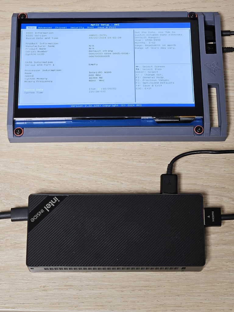 Простой корпус для 7-дюймового HDMI дисплея-C (1024x600)