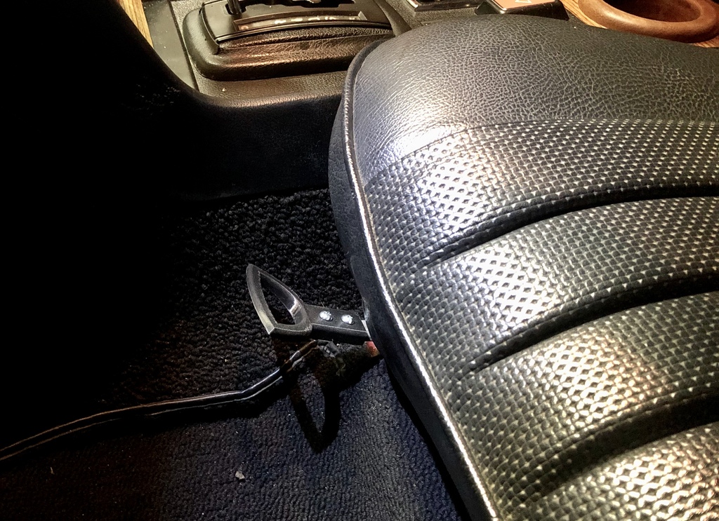 Ручка регулировки сиденья для автомобилей Mercedes W123 и W116