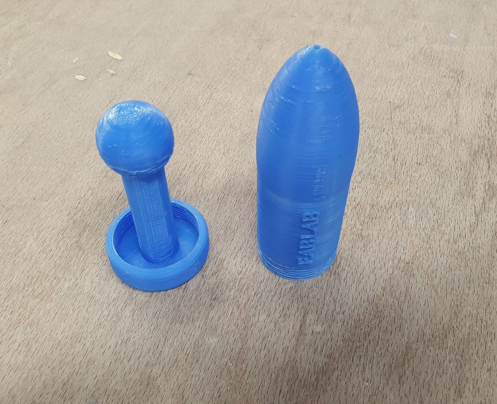 Инструмент для подачи припоя в виде ручки