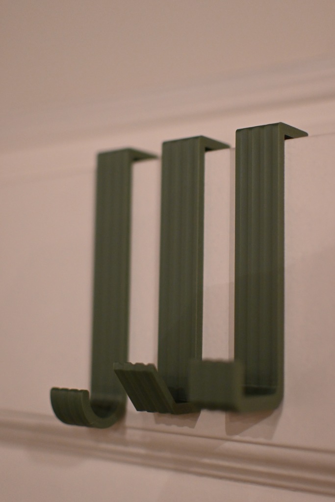 Крючок для двери для одежды