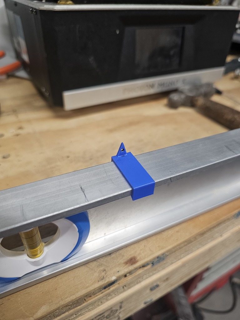 Держатель для картин для уровня Empire