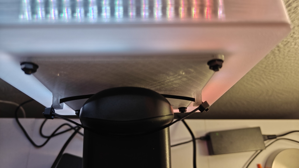 Крепление для монитора VESA 75/100 с подсветкой