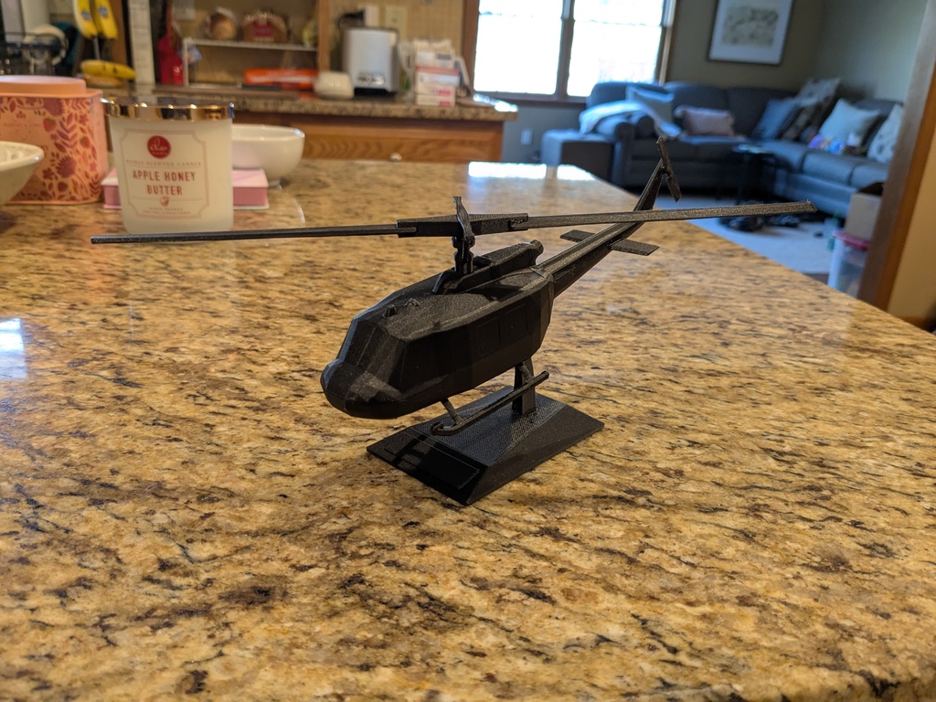 Модель вертолета Huey