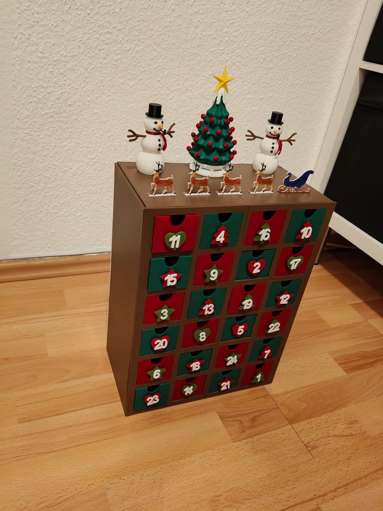Адвент-календарь с ящиками