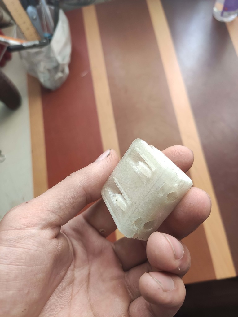 Замок задней двери