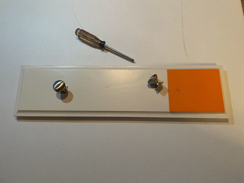 Шаблоны для сверления дверей и ящиков шкафа