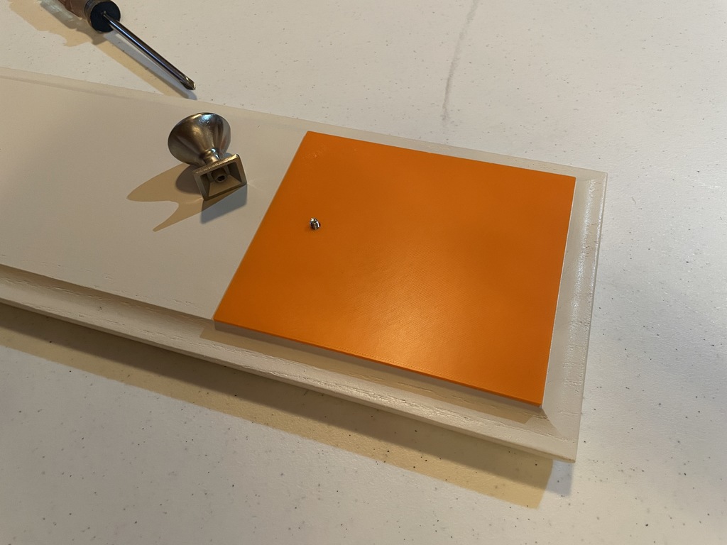 Шаблоны для сверления дверей и ящиков шкафа