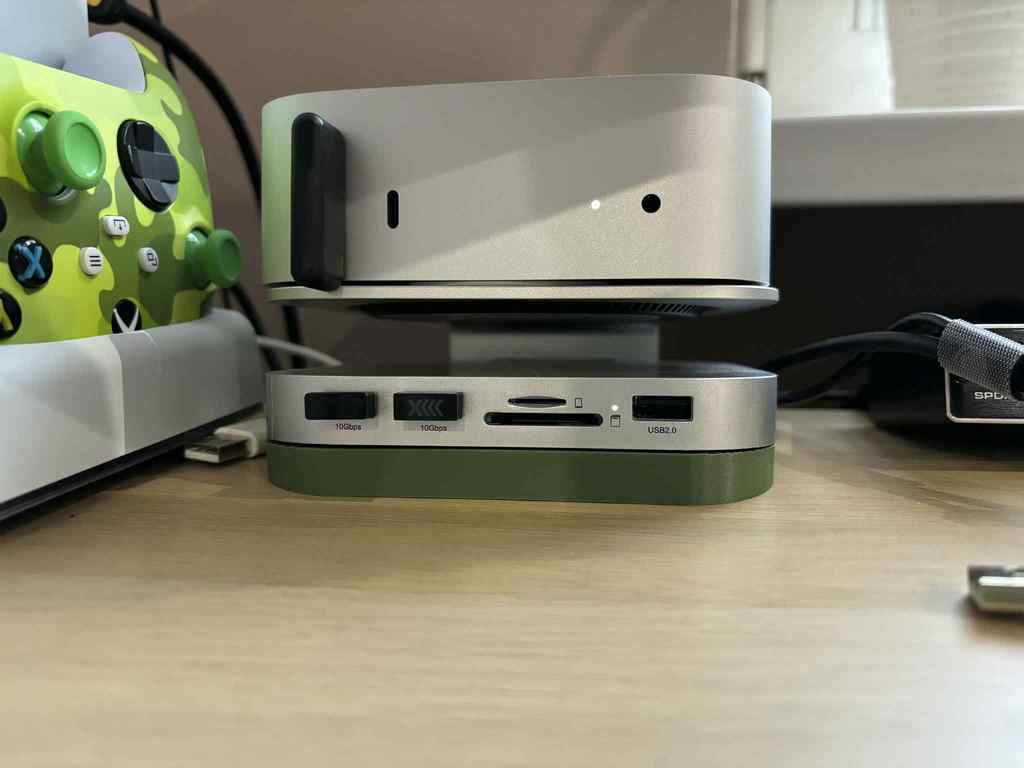 Поднятая передняя панель для Mac mini M4