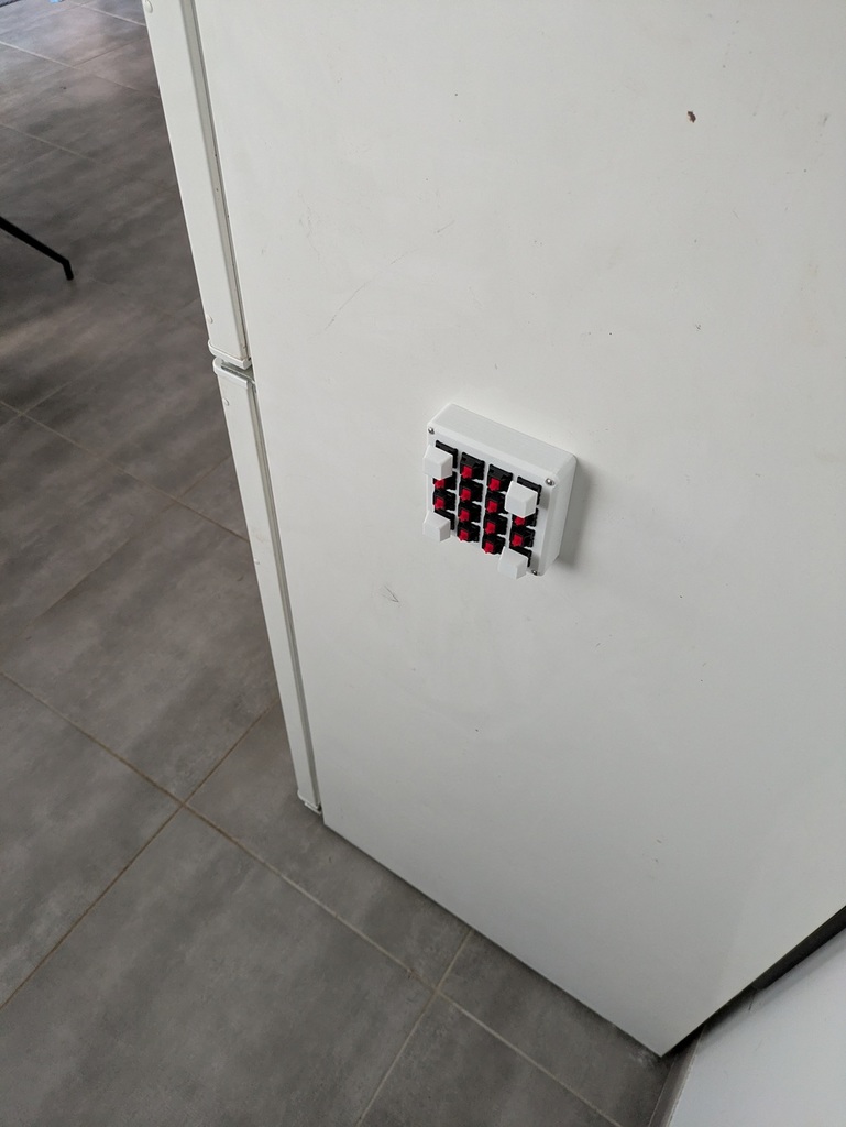 Zigbee Macropad на 16 кнопок с ESP32C6