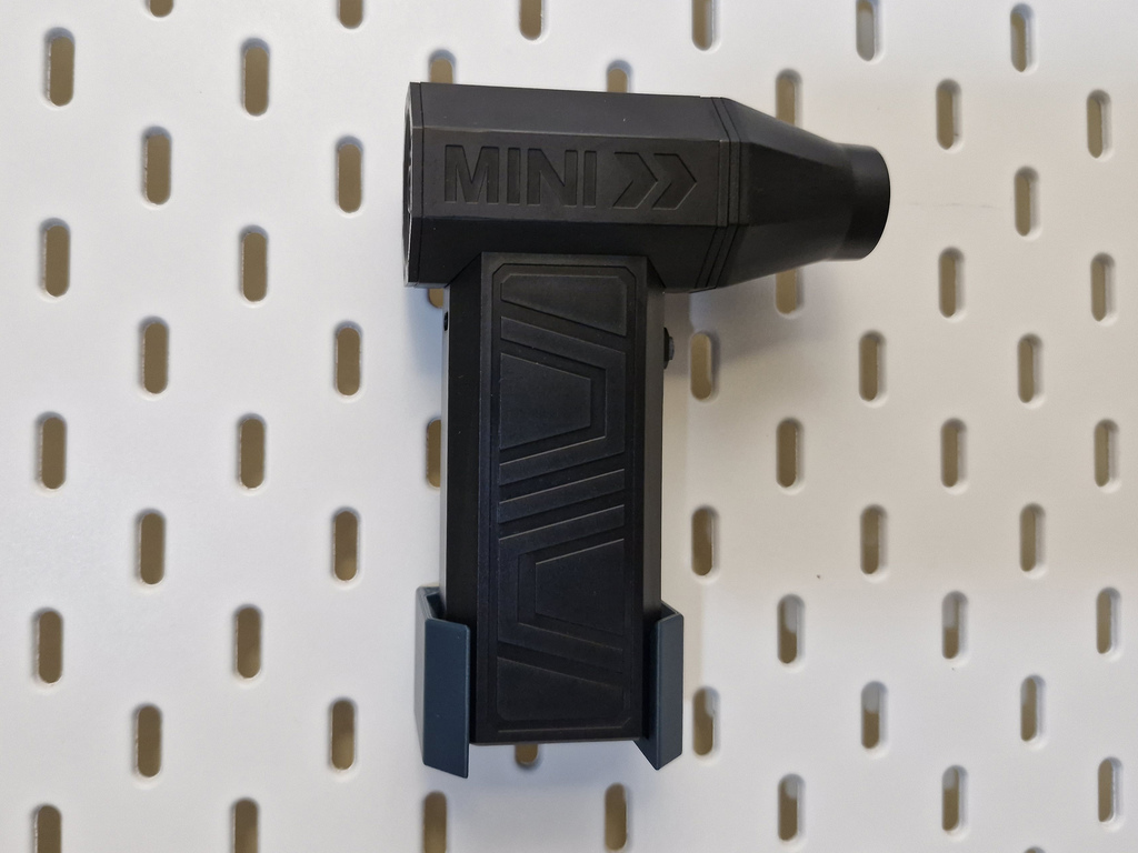 Держатель IKEA Skadis для мини-воздуходувки Turbo