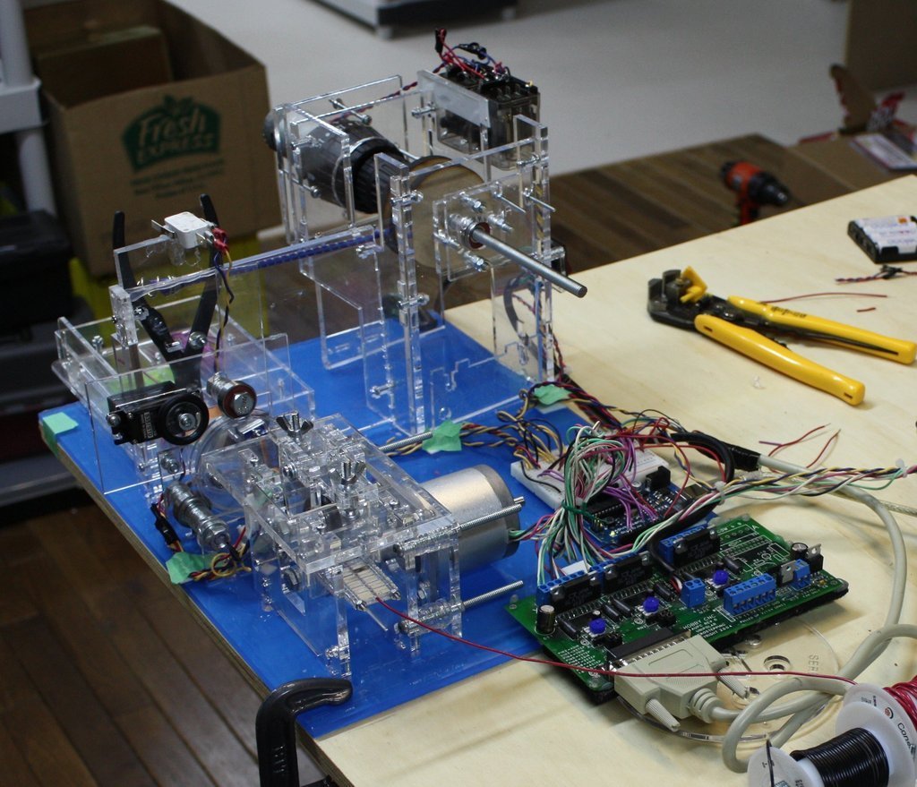 Автоматический резак и stripping проводов