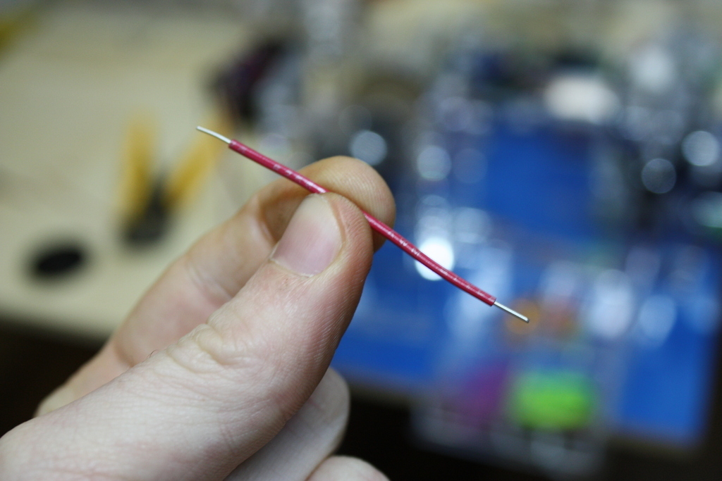 Автоматический резак и stripping проводов