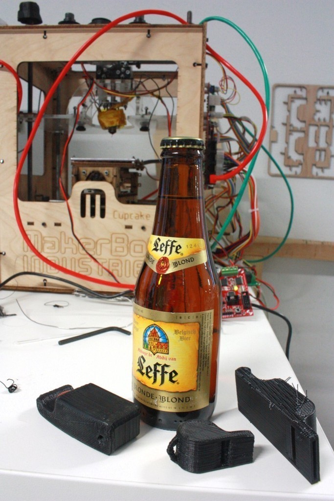 Свисток-открывалка