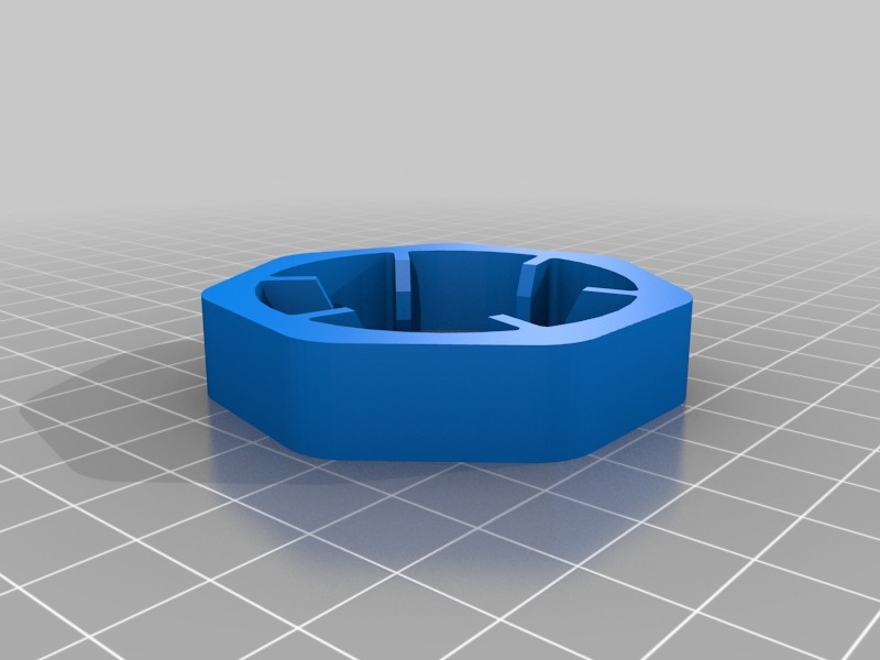 Ручной ключ для пластиковых крышек бутылок