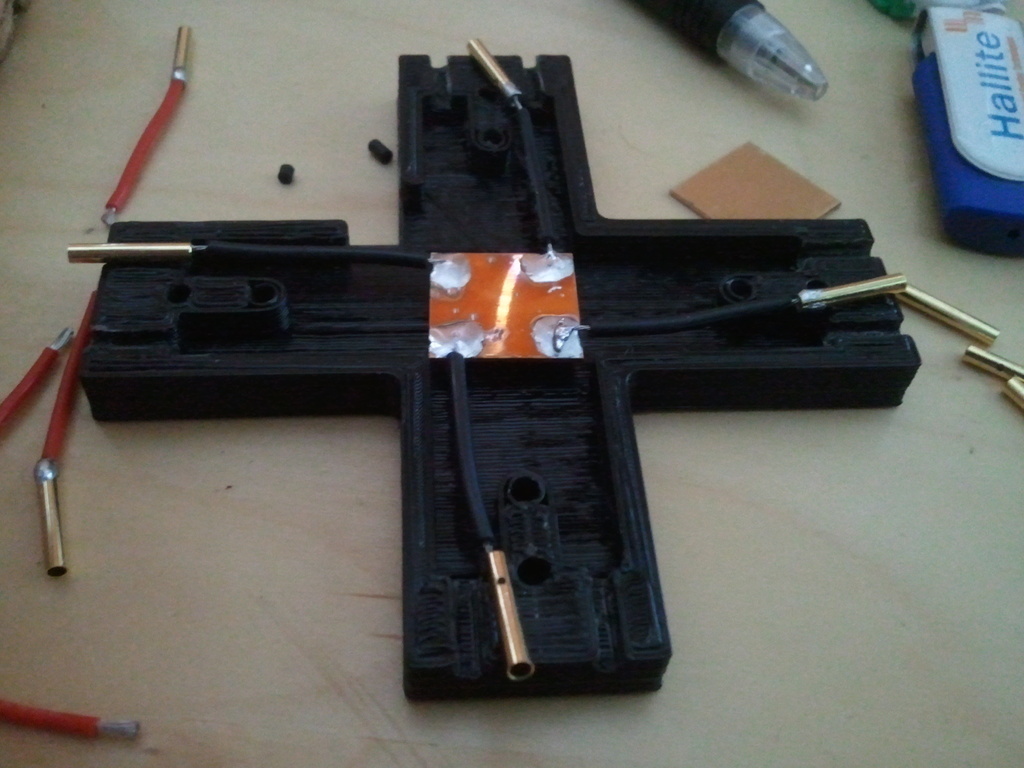 Квадрокоптер Bodgie