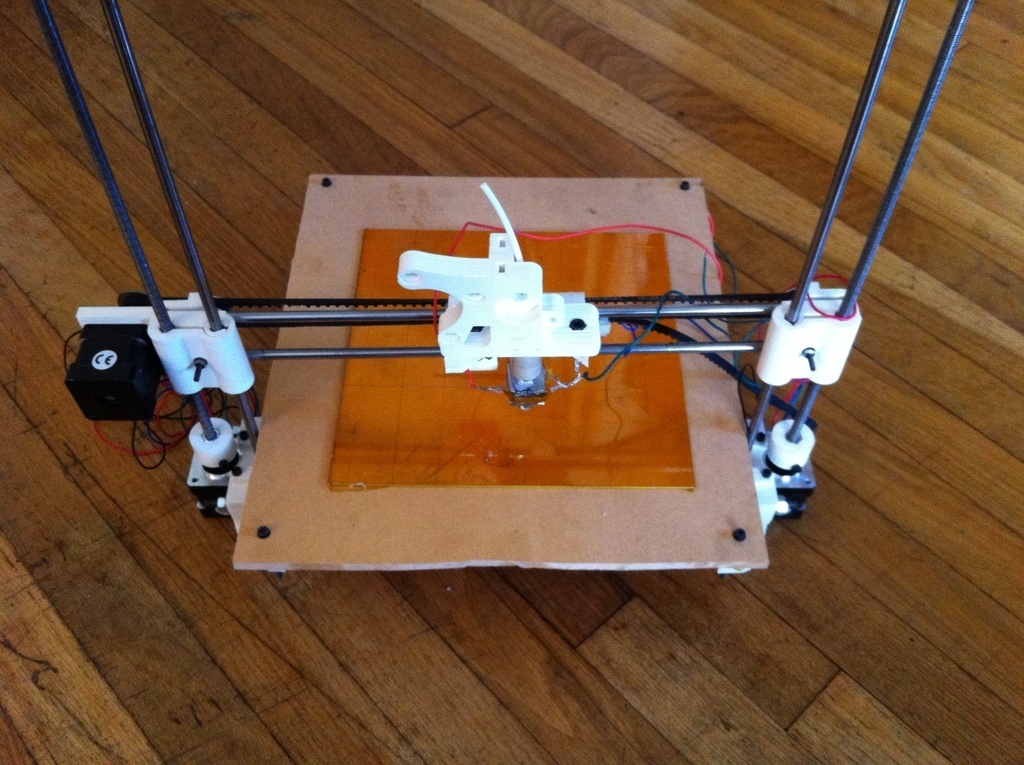 Параметричный 3D-принтер RepRap Wallace