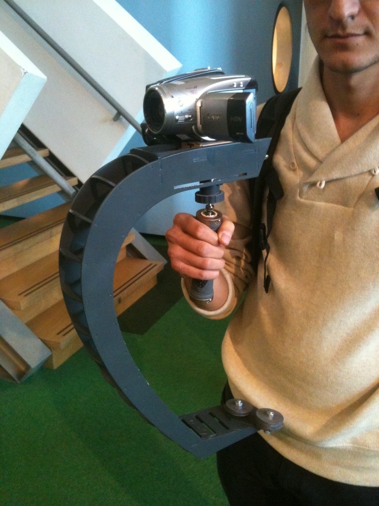 Stead i Cam - стабилизатор для видеосъемки