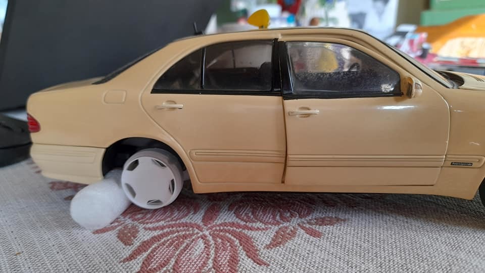 Модель такси Mercedes Benz