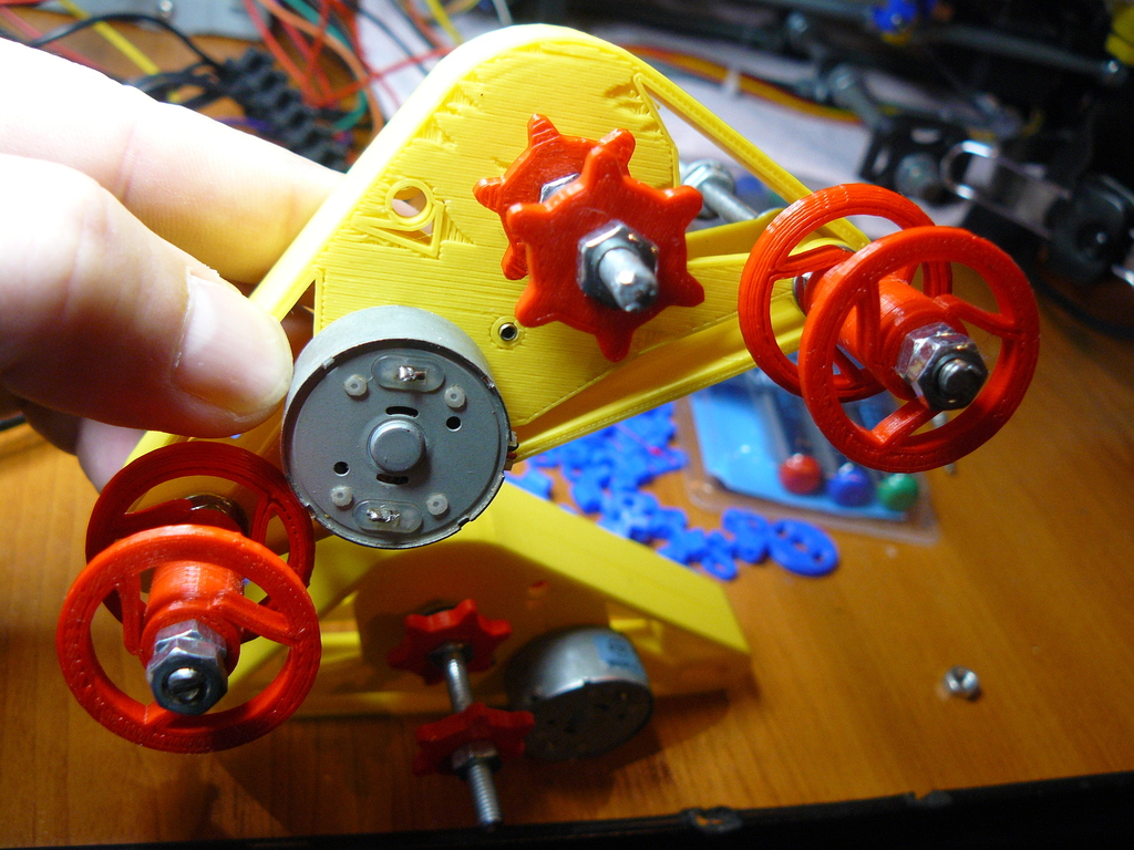 Tracked база для небольших роботов